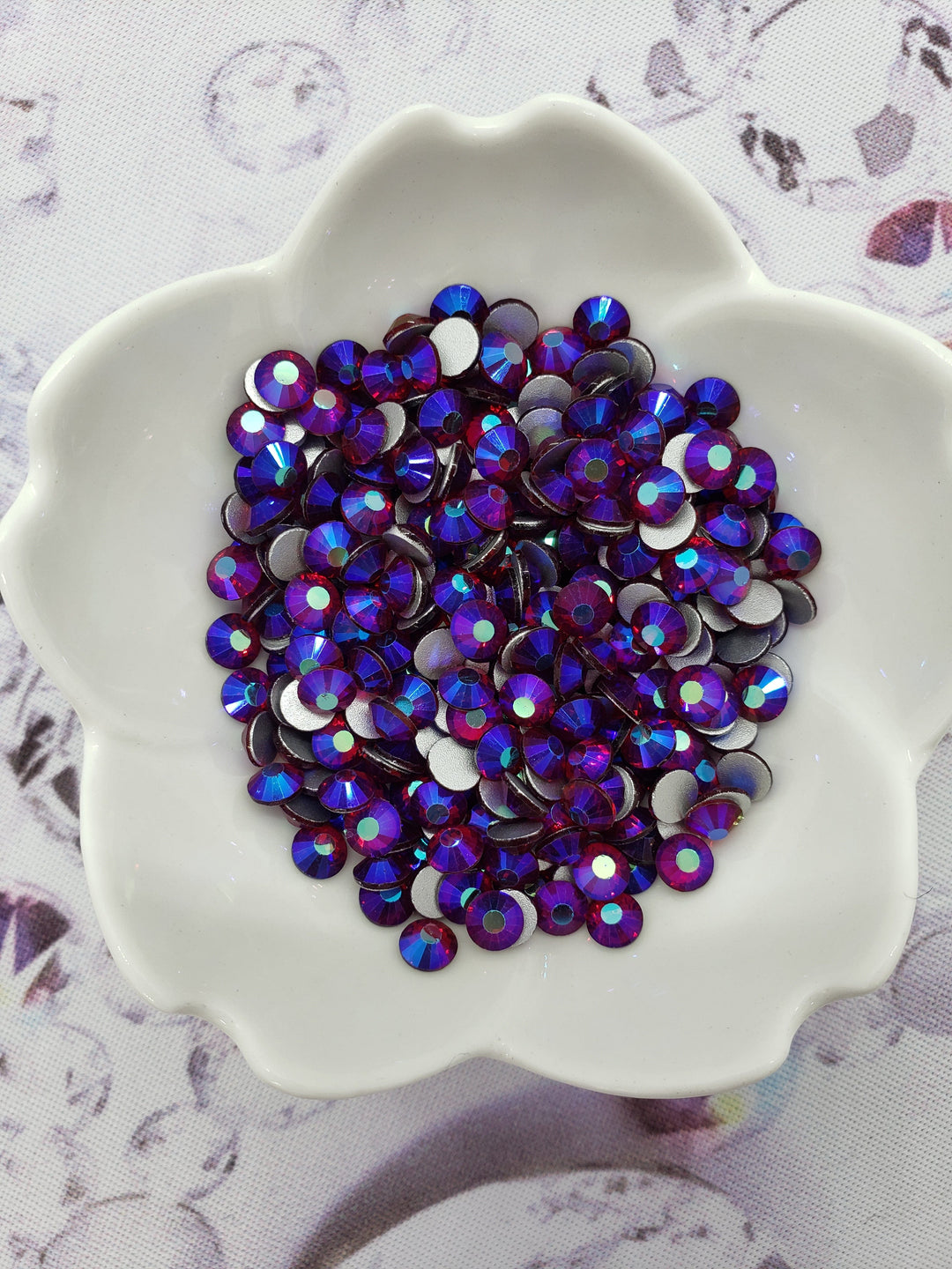 Dark Siam AB - KiraKira Glass Rhinestones by CrystalNinja