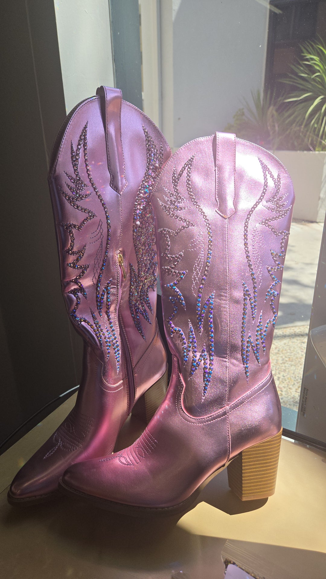 Metallic PINK Cowboy boots Size 9