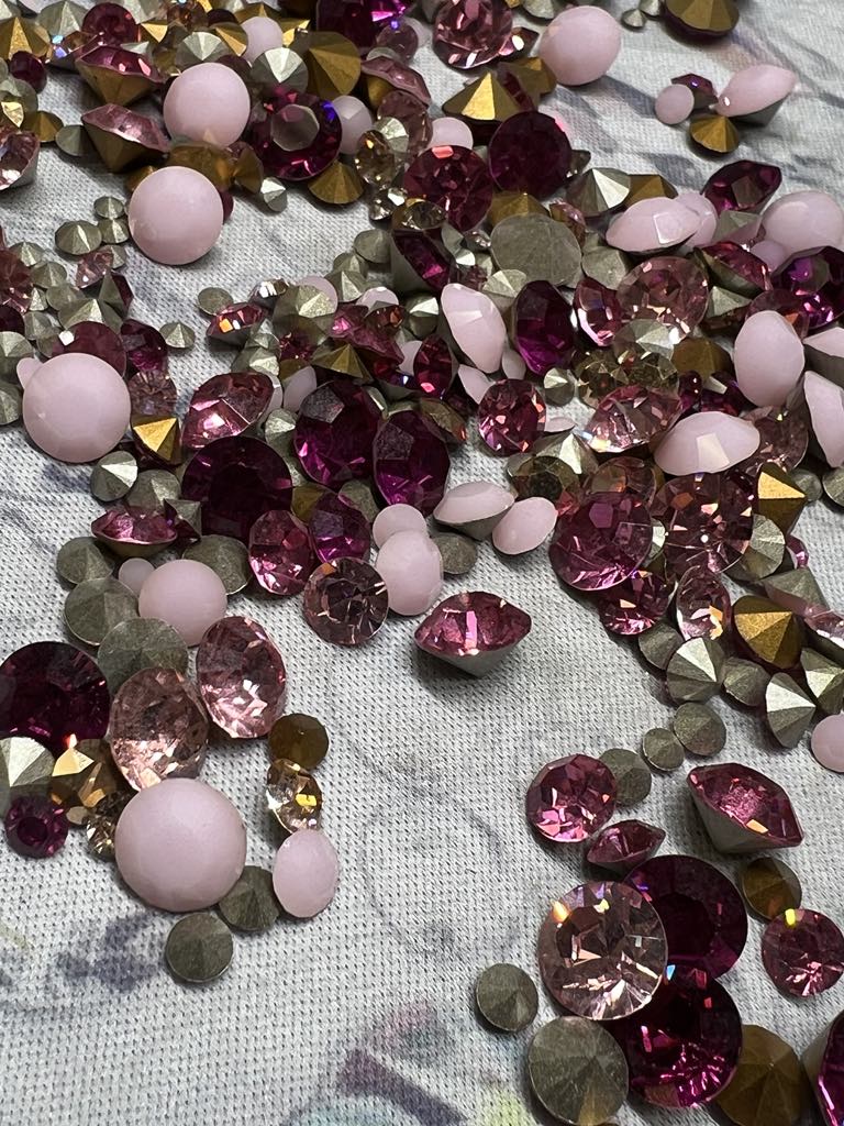 VINTAGE POINT BACK Austrian Crystal Mix - PINK