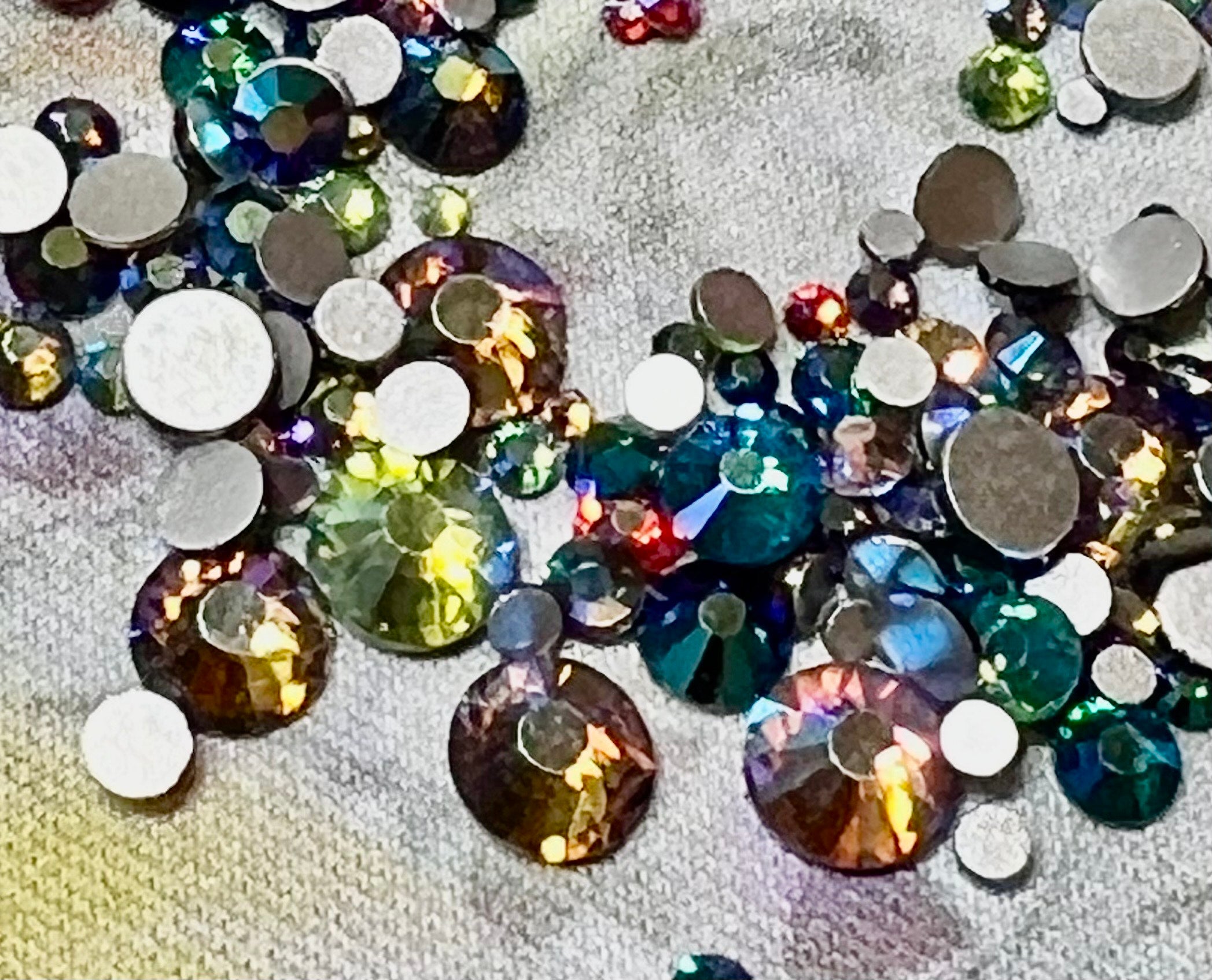 KiraKira Glass Rhinestones | All Colors & Coatings | CrystalNinja