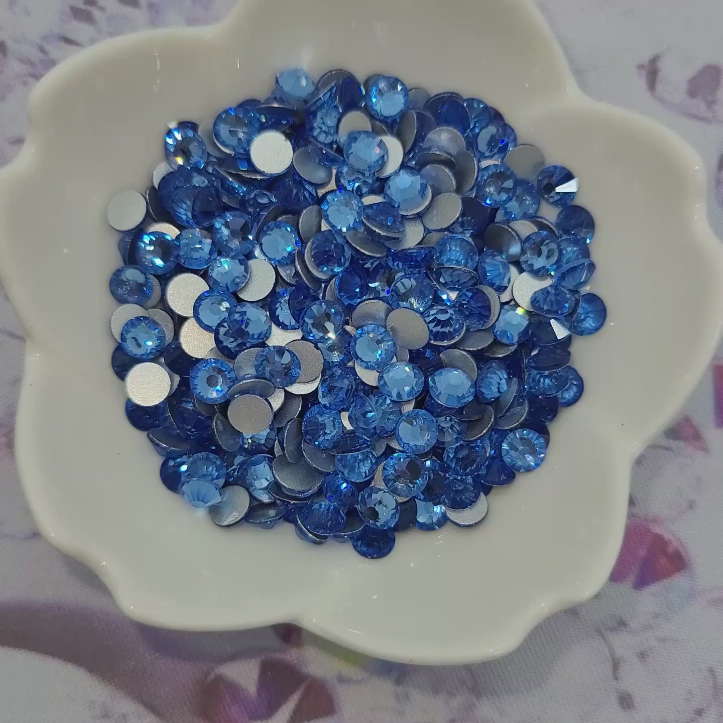 Light Sapphire Rhinestones | KiraKira Glass Flatback | CrystalNinja