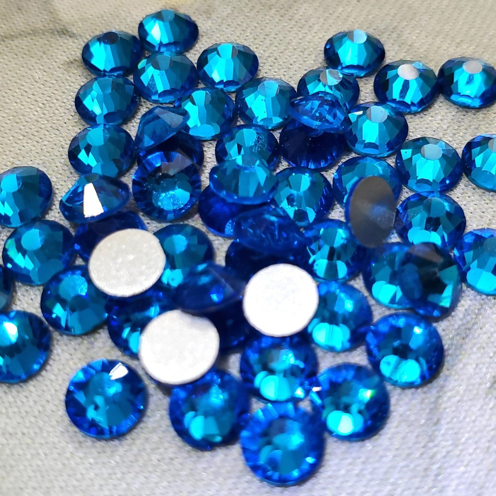 Capri Blue - KiraKira Glass Rhinestones by CrystalNinja