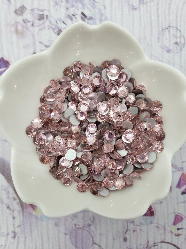 Light Rose - KiraKira Glass Rhinestones by CrystalNinja