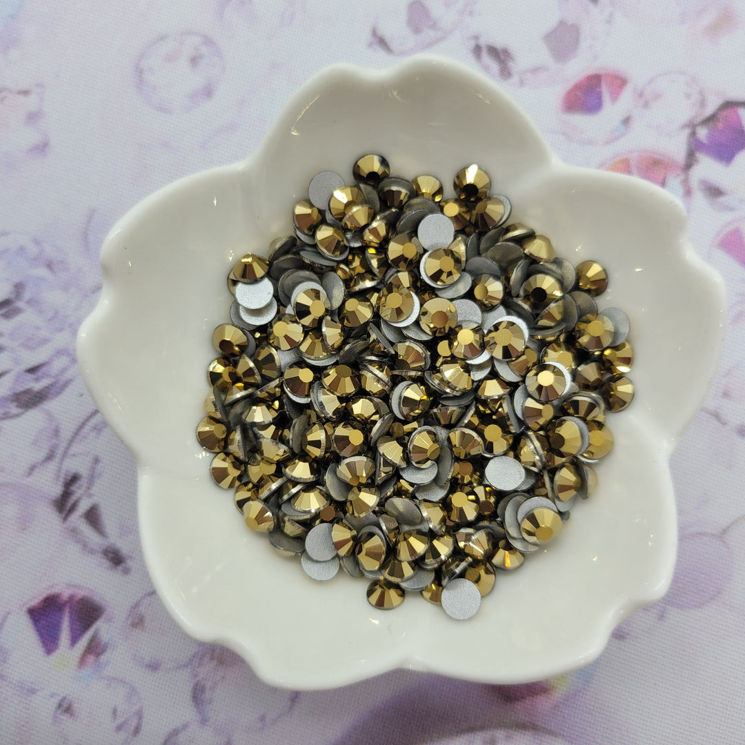 Metallic Gold - KiraKira Glass Rhinestones by CrystalNinja