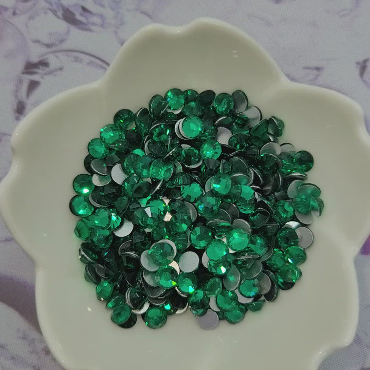 Green Zircon - KiraKira Glass Rhinestones by Crystal Ninja