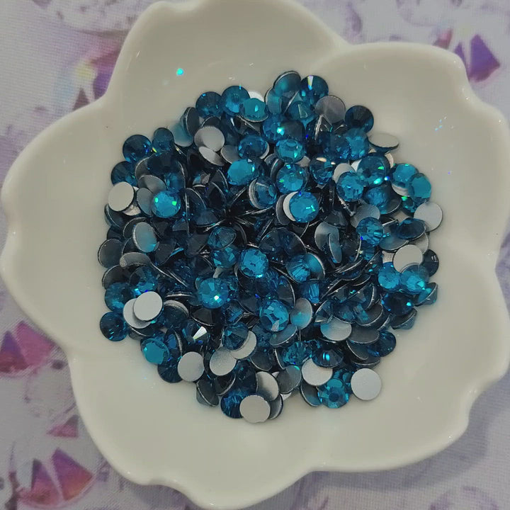 Blue Zircon - KiraKira Glass Rhinestones by CrystalNinja