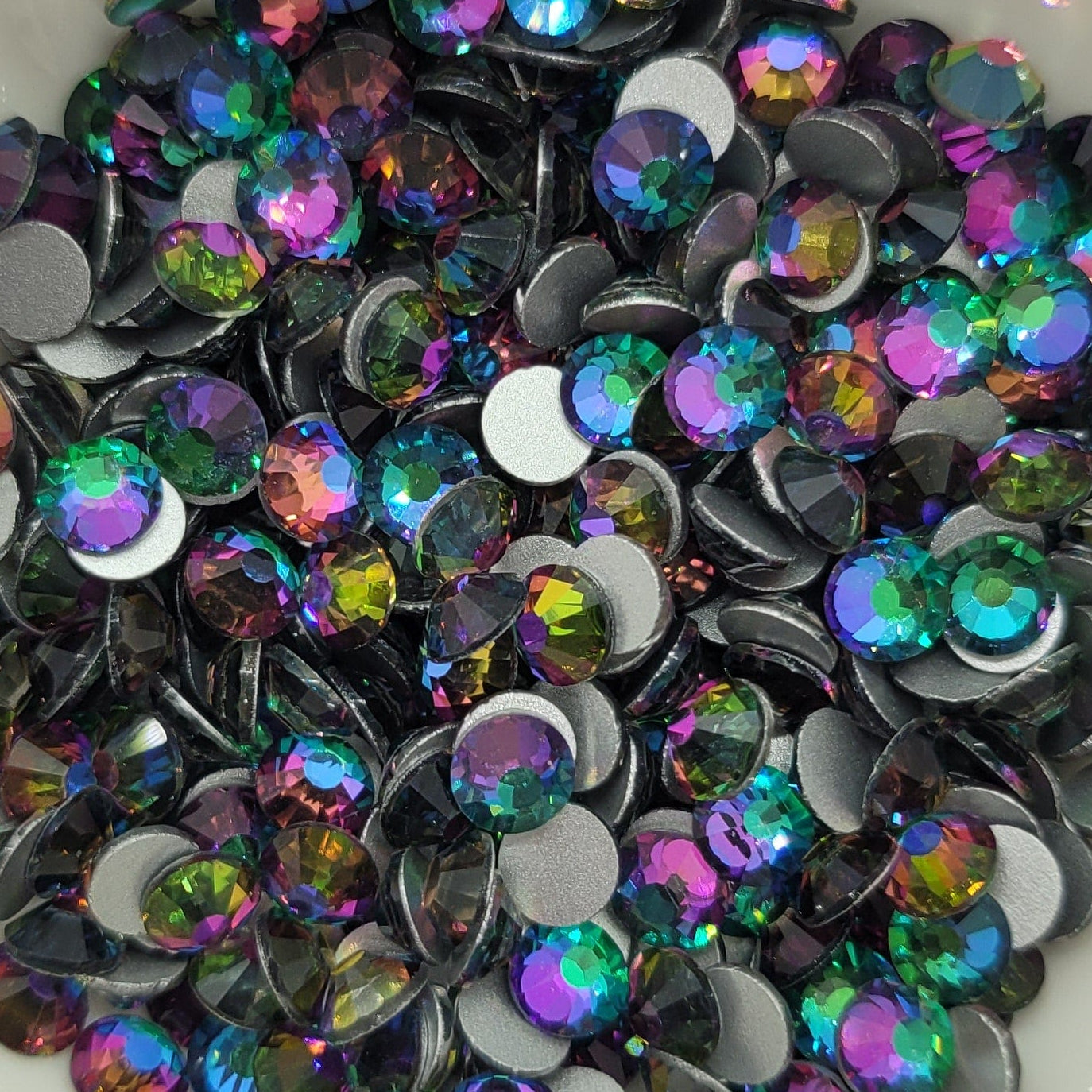 Green Flame Rhinestones | Color-Shift Glass Flatback | CrystalNinja