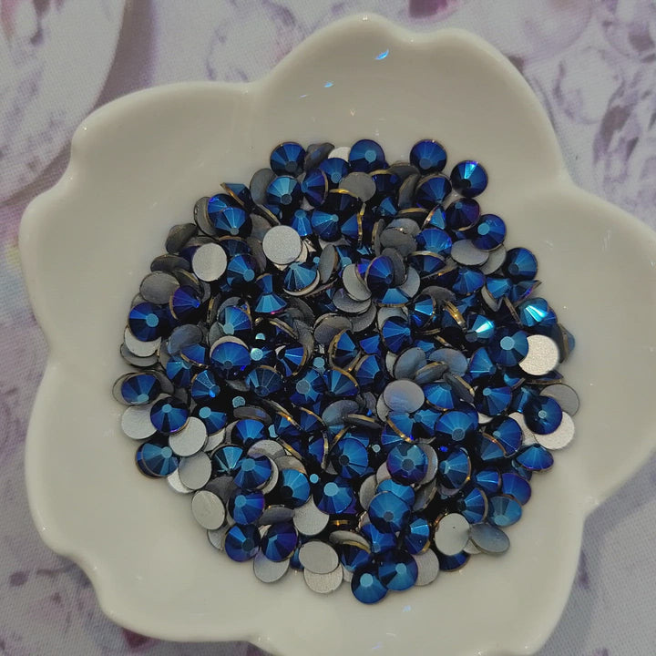 Metallic Blue - KiraKira Glass Rhinestones by CrystalNinja